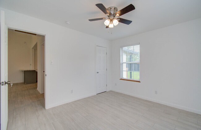 Building Photo - 12642 Alice Ln