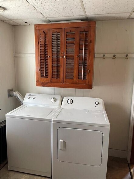 Building Photo - 51 Summer St