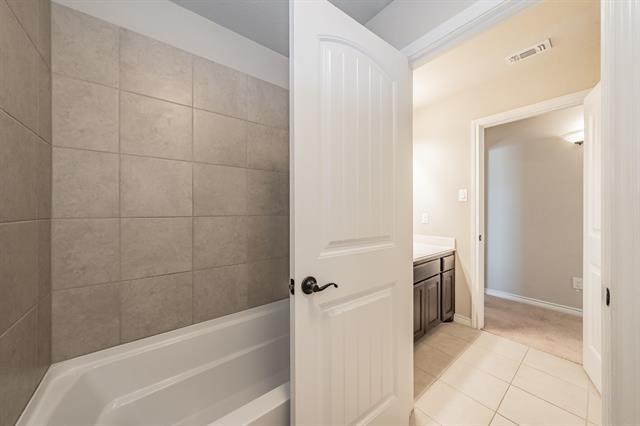 Building Photo - 4116 Old Timber Ln