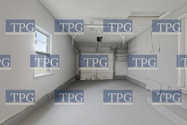 Building Photo - 7612 Blue Ridge Blvd