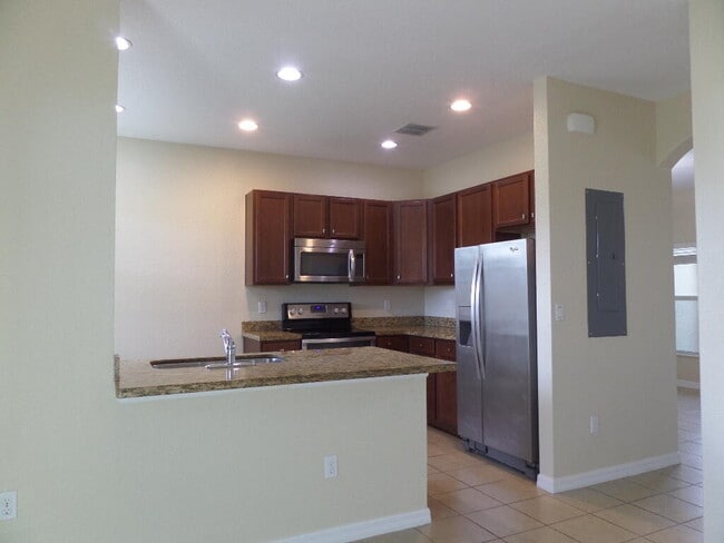 Building Photo - 322 Lake Monterey Cir