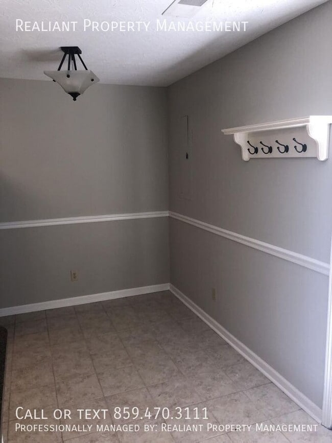 Building Photo - 3696 Arbor Dr