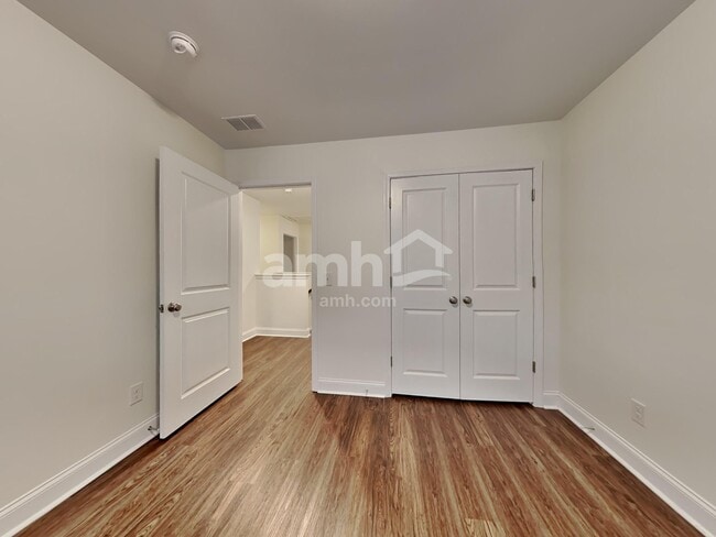 Building Photo - 1830 Produce Ln