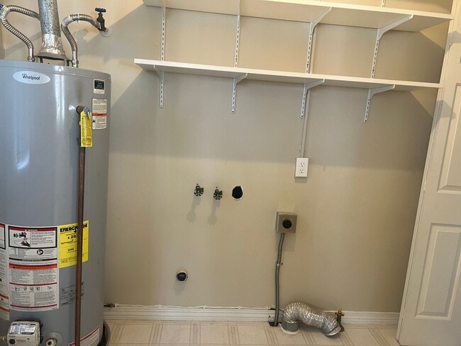 Building Photo - Affordable, Adorable Medford Home!!