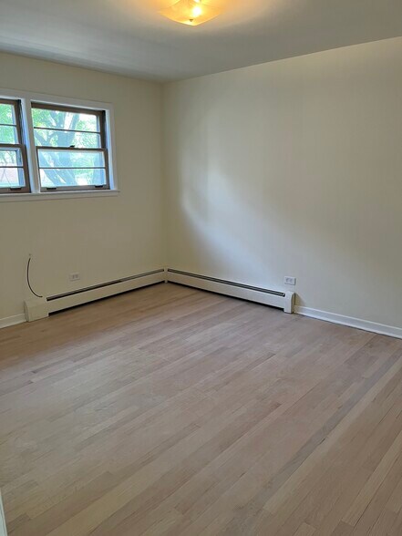 Building Photo - 1712 N 35th Ave