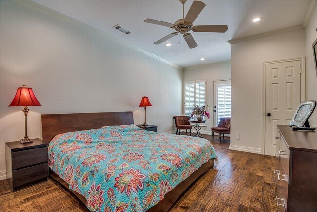 Building Photo - 5812 Richwater Dr