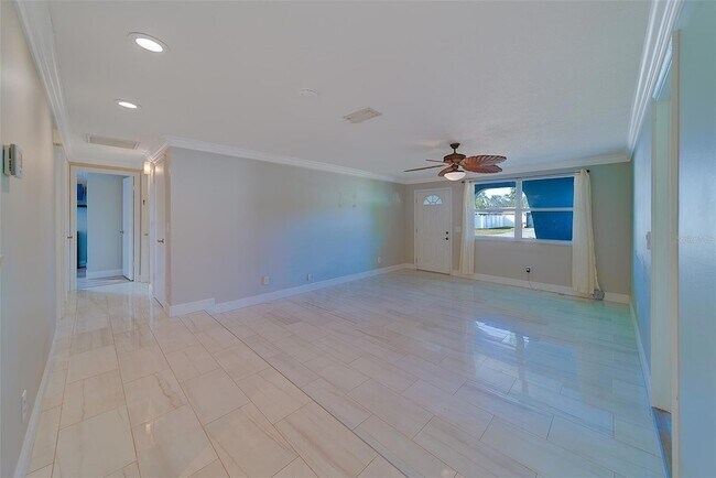 Building Photo - 10451 119th St