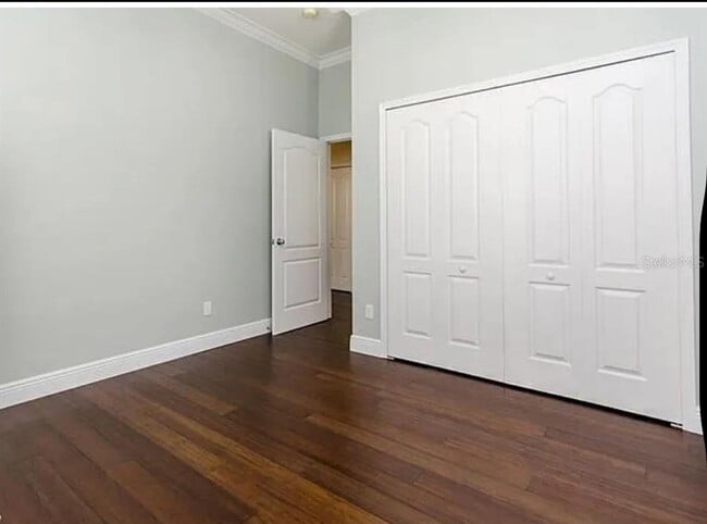 Building Photo - 205 Redbud St