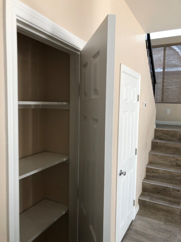 Building Photo - 3246 Mozart Dr