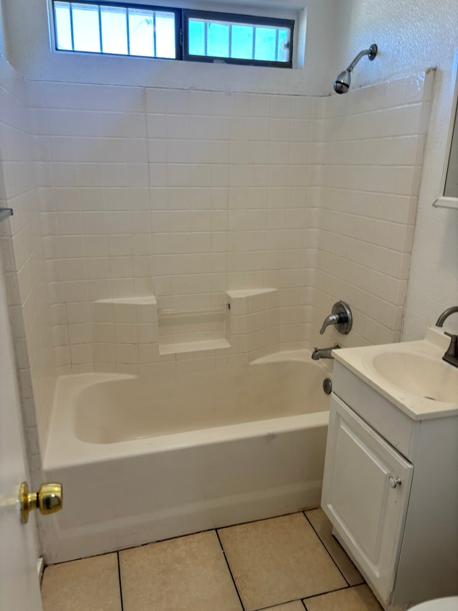 Building Photo - 1644 Cadillac Ln