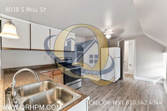 Building Photo - 803B S Mill St-