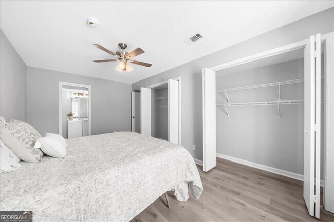 Building Photo - 3091 Colonial Way