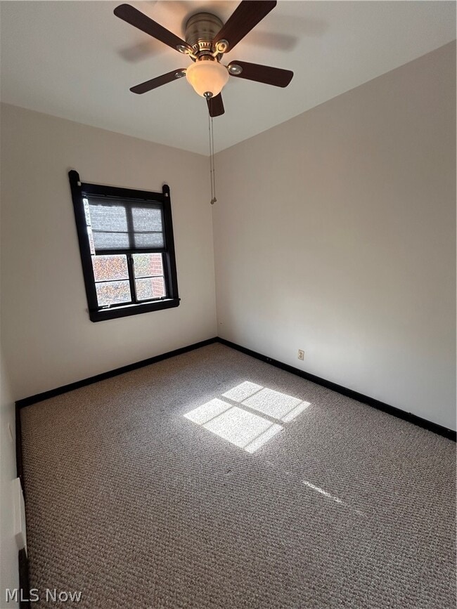Building Photo - 1707 W 31st Pl