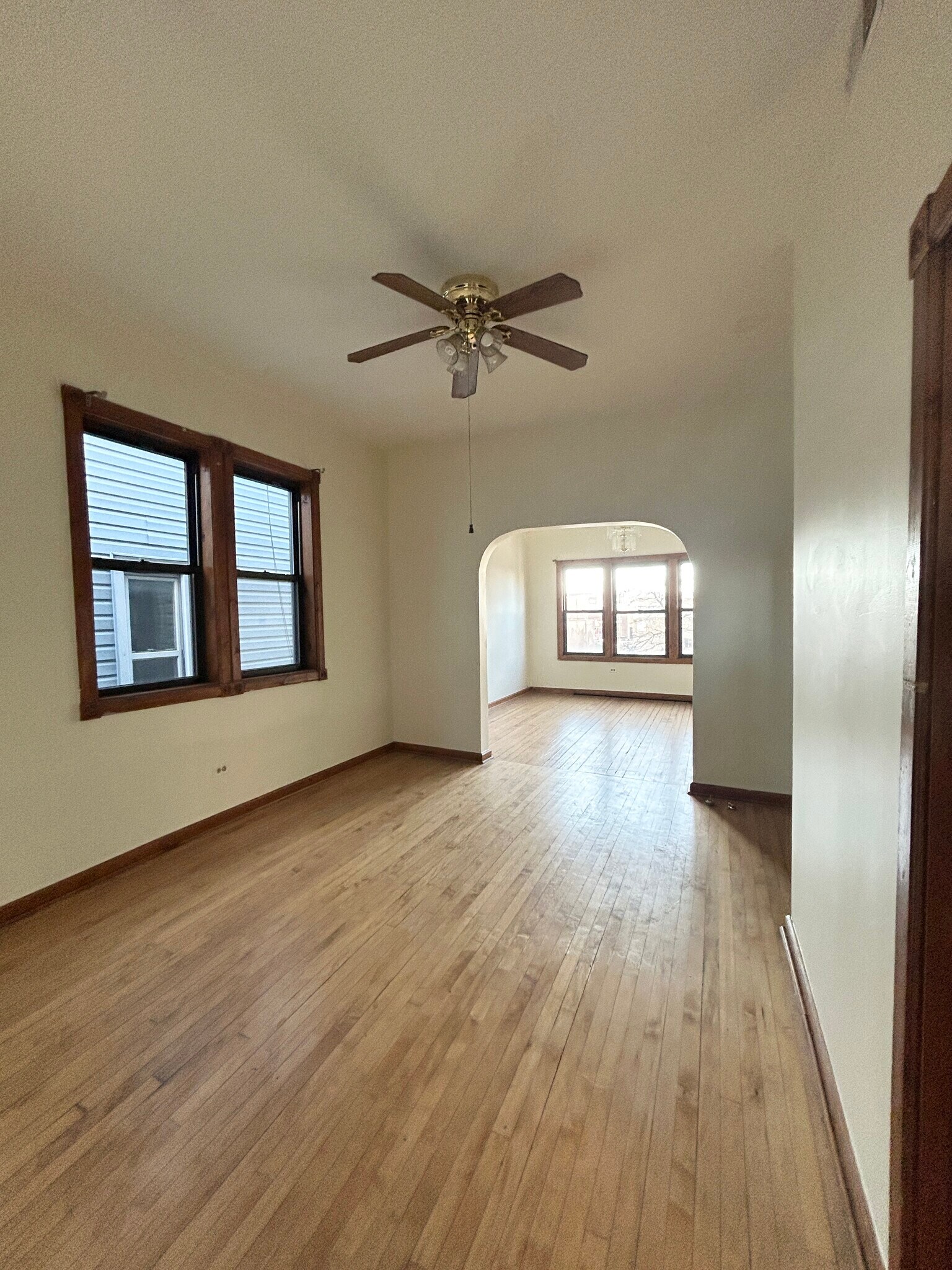 Building Photo - 2827 N Milwaukee Ave