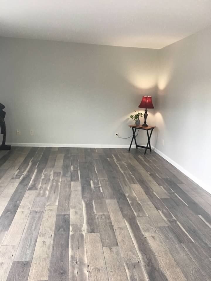 Building Photo - 924 Shorewood Dr
