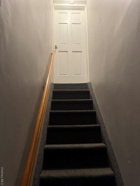 Building Photo - 67 St George Dr