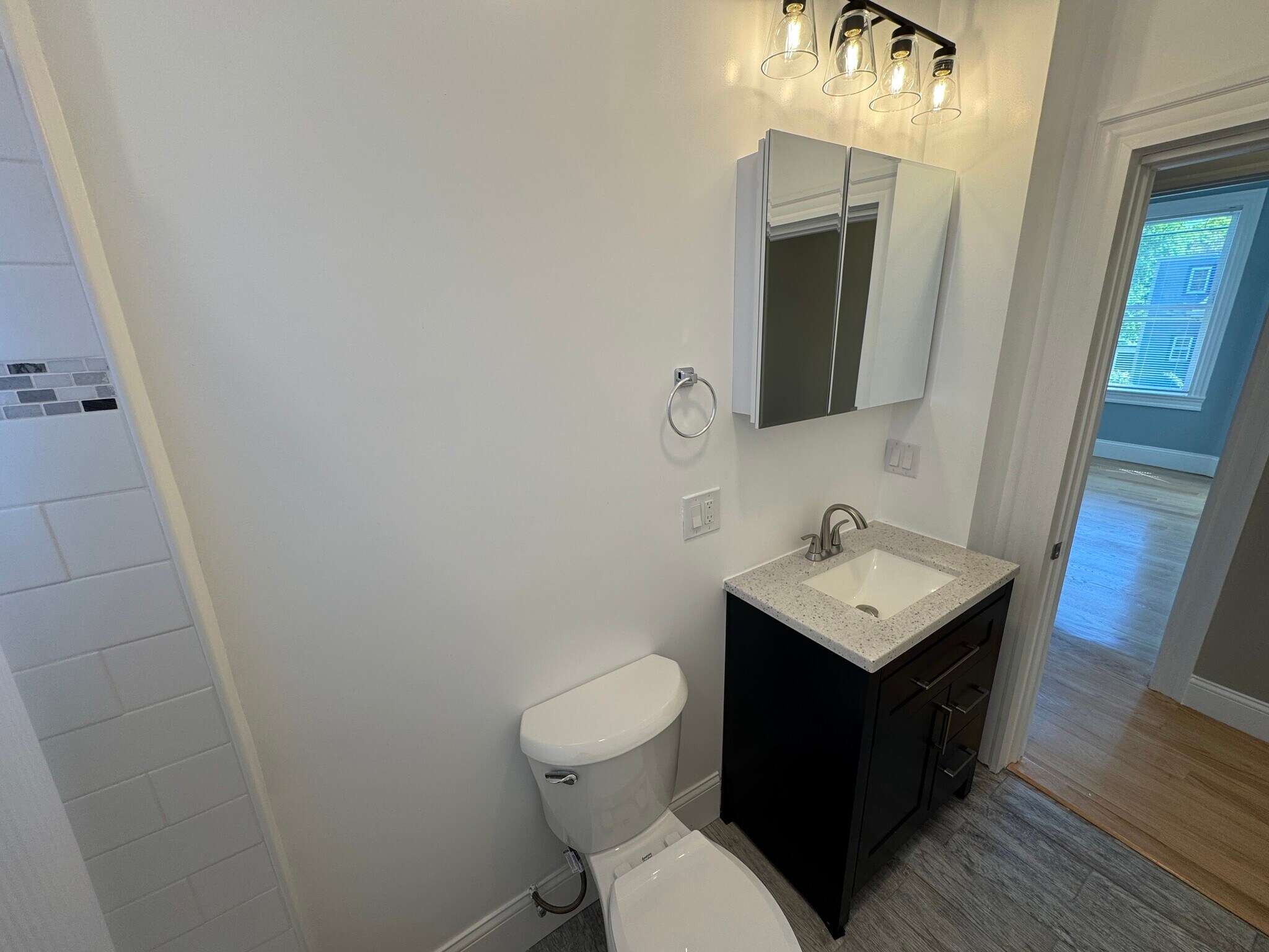 Building Photo - 29 Cameron Ave