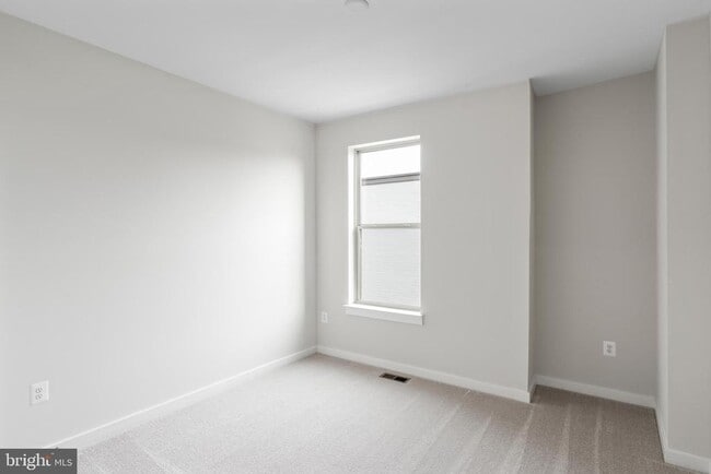 Building Photo - 2152 Glacier Rd