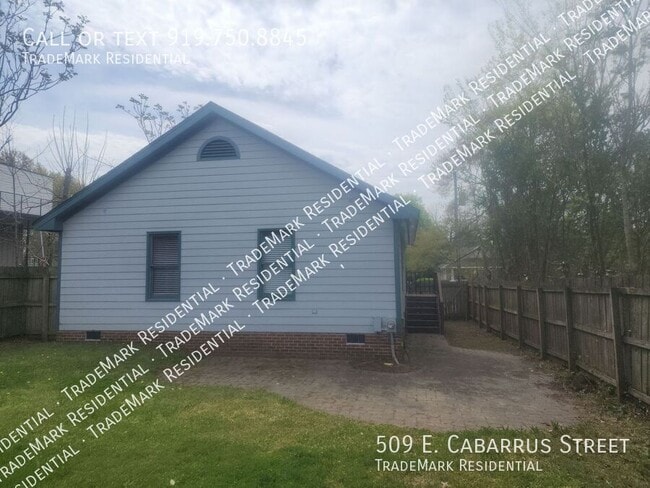 Building Photo - 509 E Cabarrus St