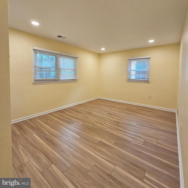 Building Photo - 7777 Turlock Rd