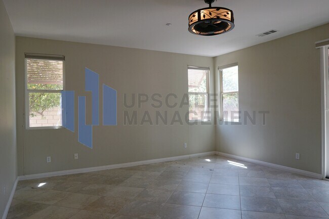 Building Photo - 2029 Savanna Way