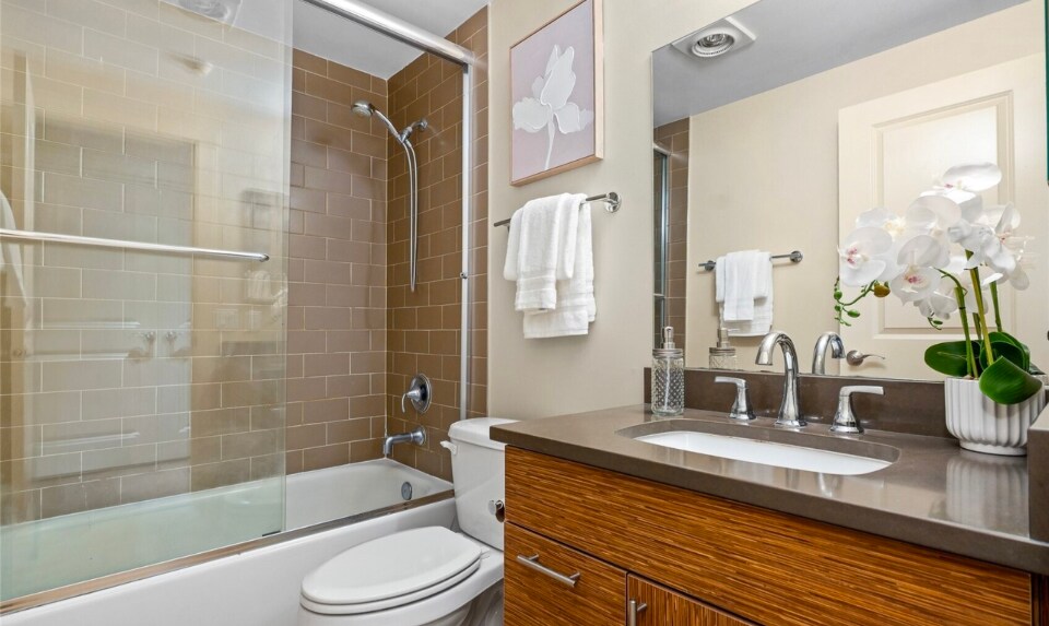Bathroom - 15155 NE 82nd St