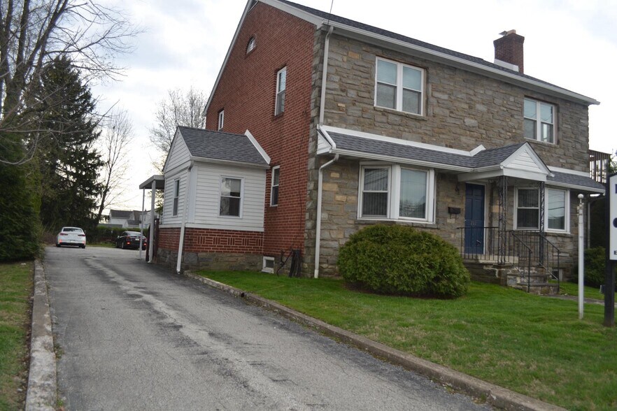 Building Photo - 712 Macdade Blvd