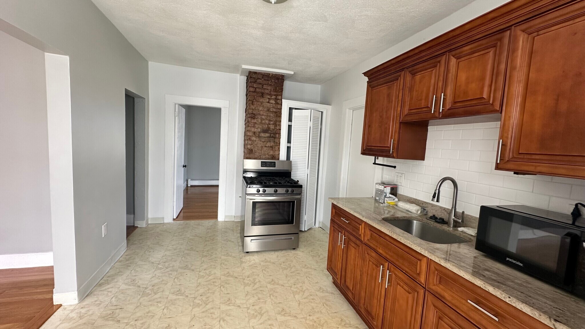 Building Photo - 60 Morton Ave