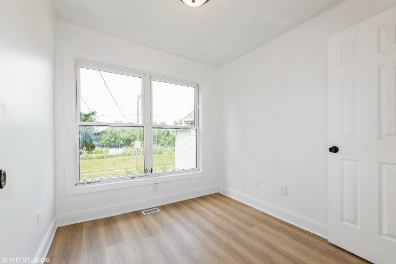 Building Photo - 1547 13th St