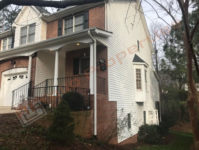 Building Photo - Wonderful 3BD 4 BA 1 Car-Garage End Unit T...