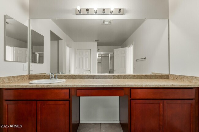 Building Photo - 11603 W Calavar Rd