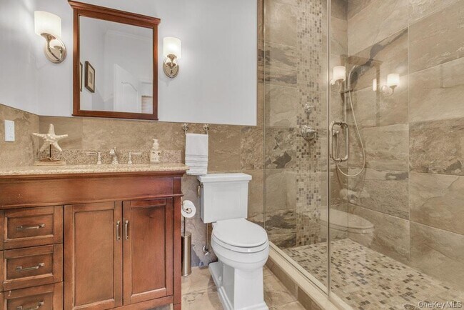 Building Photo - 300 Fiddler Ln