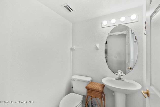 Building Photo - 446 N Seaport Blvd