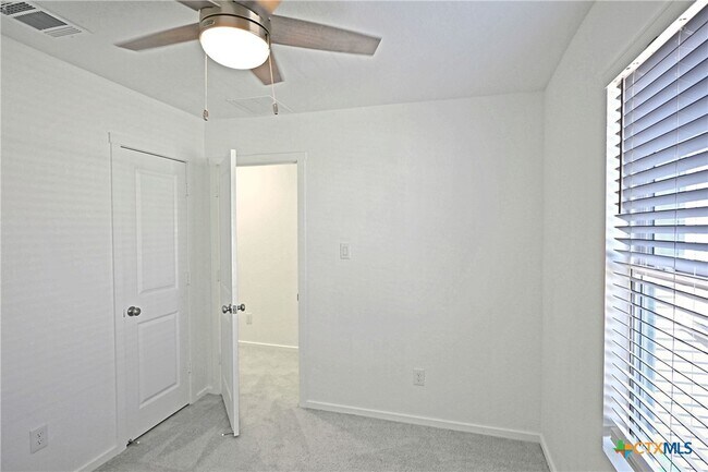 Building Photo - 11822 Bluebell Rdg