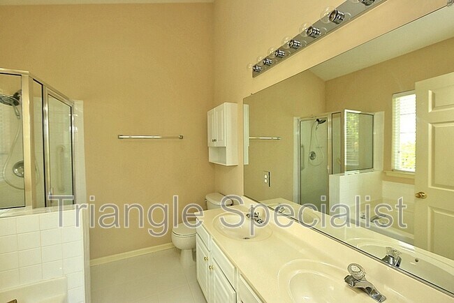 Building Photo - 5513 Creekdale Cir