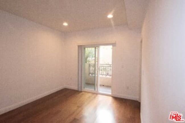 Building Photo - 4428 Fulton Ave