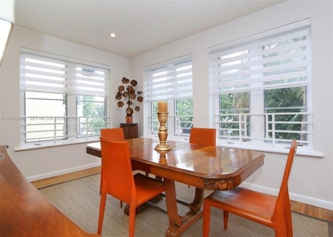 Building Photo - 1018 Meridian Ave