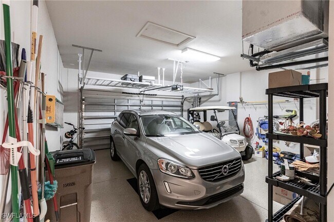 Building Photo - 3640 Lakeview Isle Ct