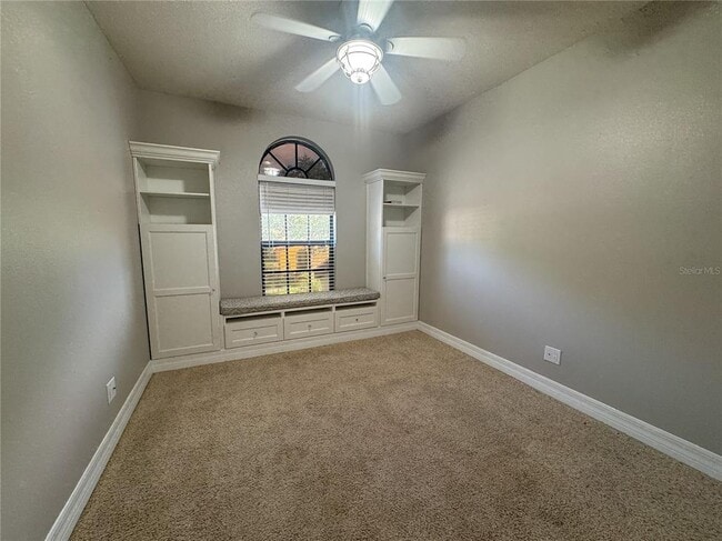 Building Photo - 20318 Chestnut Grove Dr