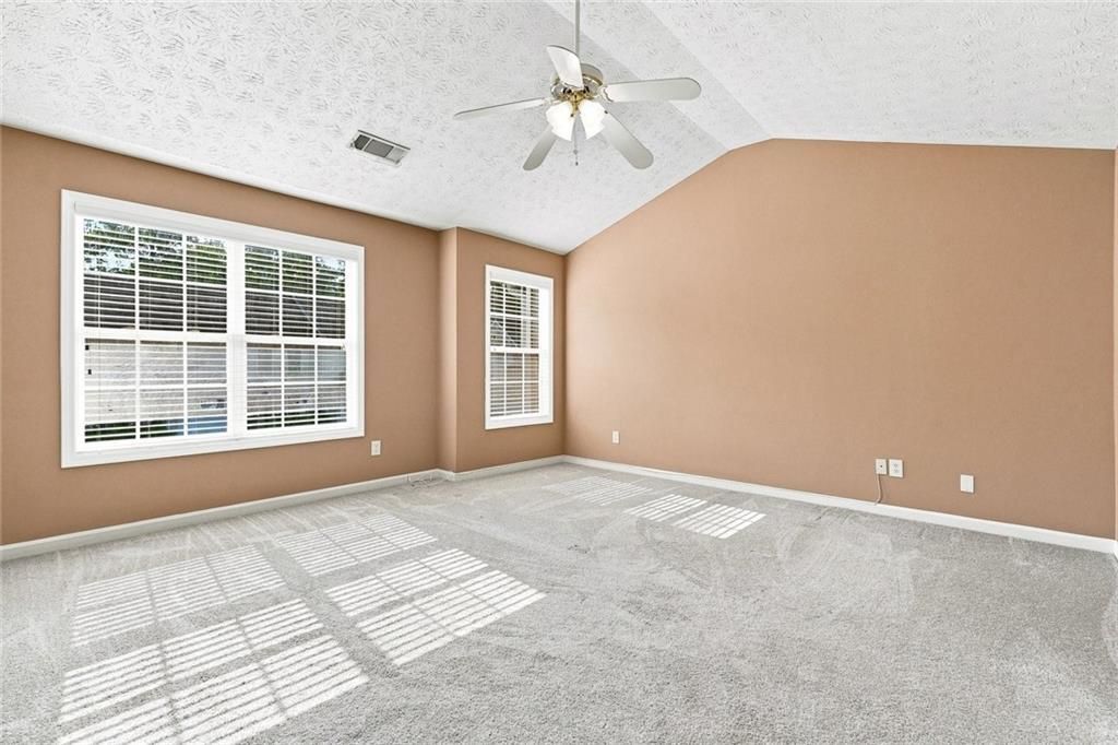 Building Photo - 3063 Kentmere Dr