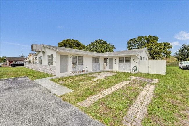 Building Photo - 6283 Sherman St