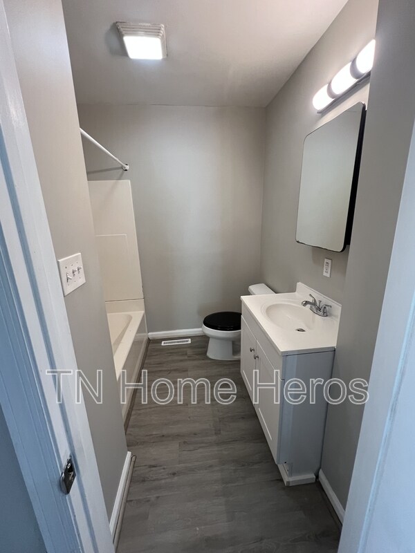 Building Photo - 2813 Boright Pl