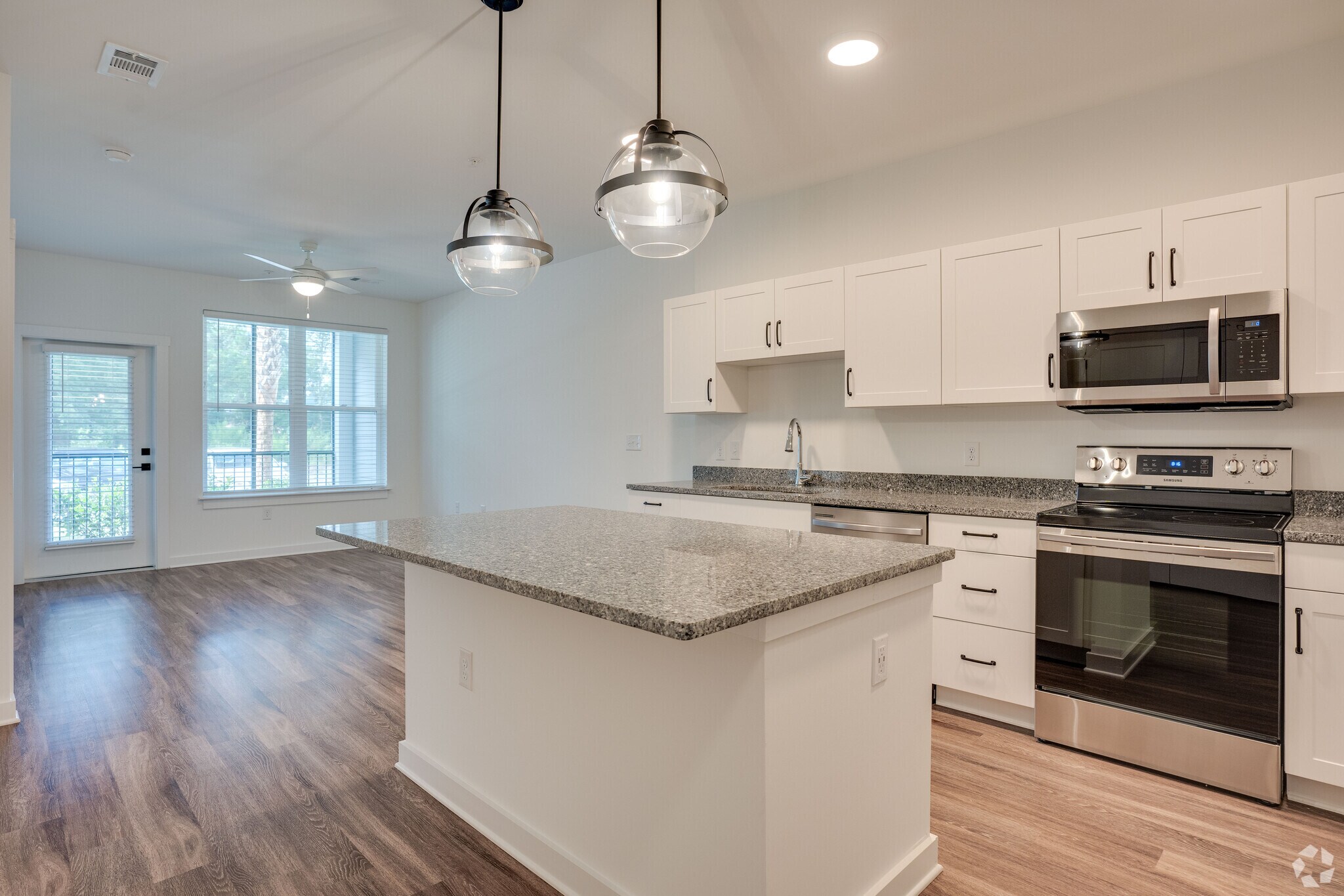 Tapestry Park 100 Town Center Dr Garden City GA 31405 Apartment Finder