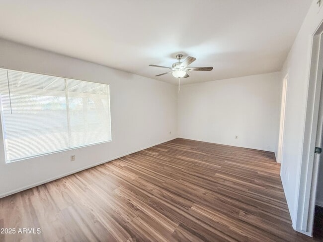 Building Photo - 7027 W Cherry Hills Dr