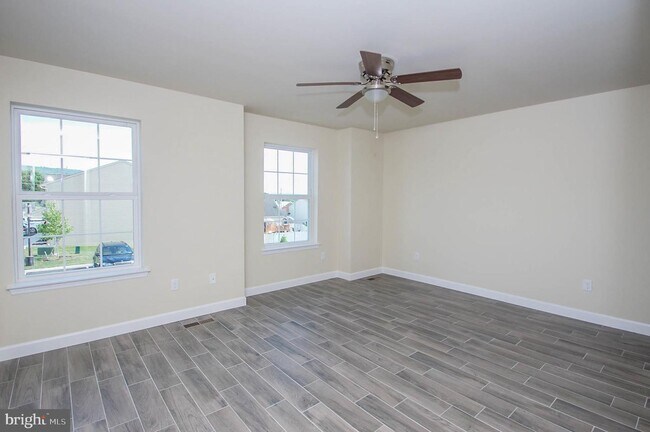 Building Photo - 504 Arietta Ct