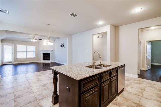 Building Photo - 575 Kara Dr