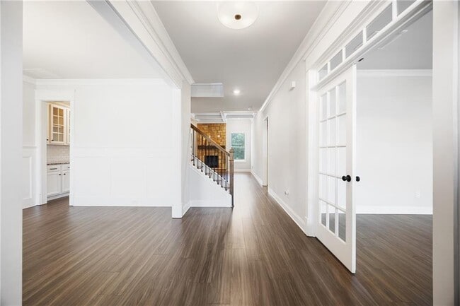 Building Photo - 130 Logan Pass Dr