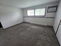 Building Photo - 5182 Seaton Hall Dr