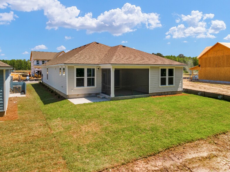 Building Photo - 267 Dendron Dr