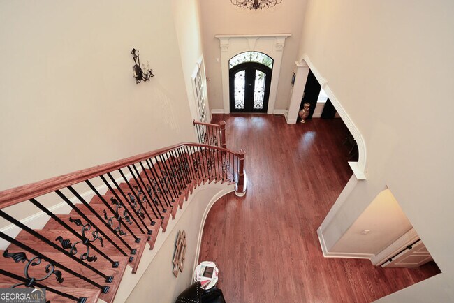 Building Photo - 2210 Spalding Dr